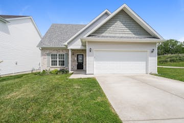 10600 Evanwood Dr Louisville, KY 40228